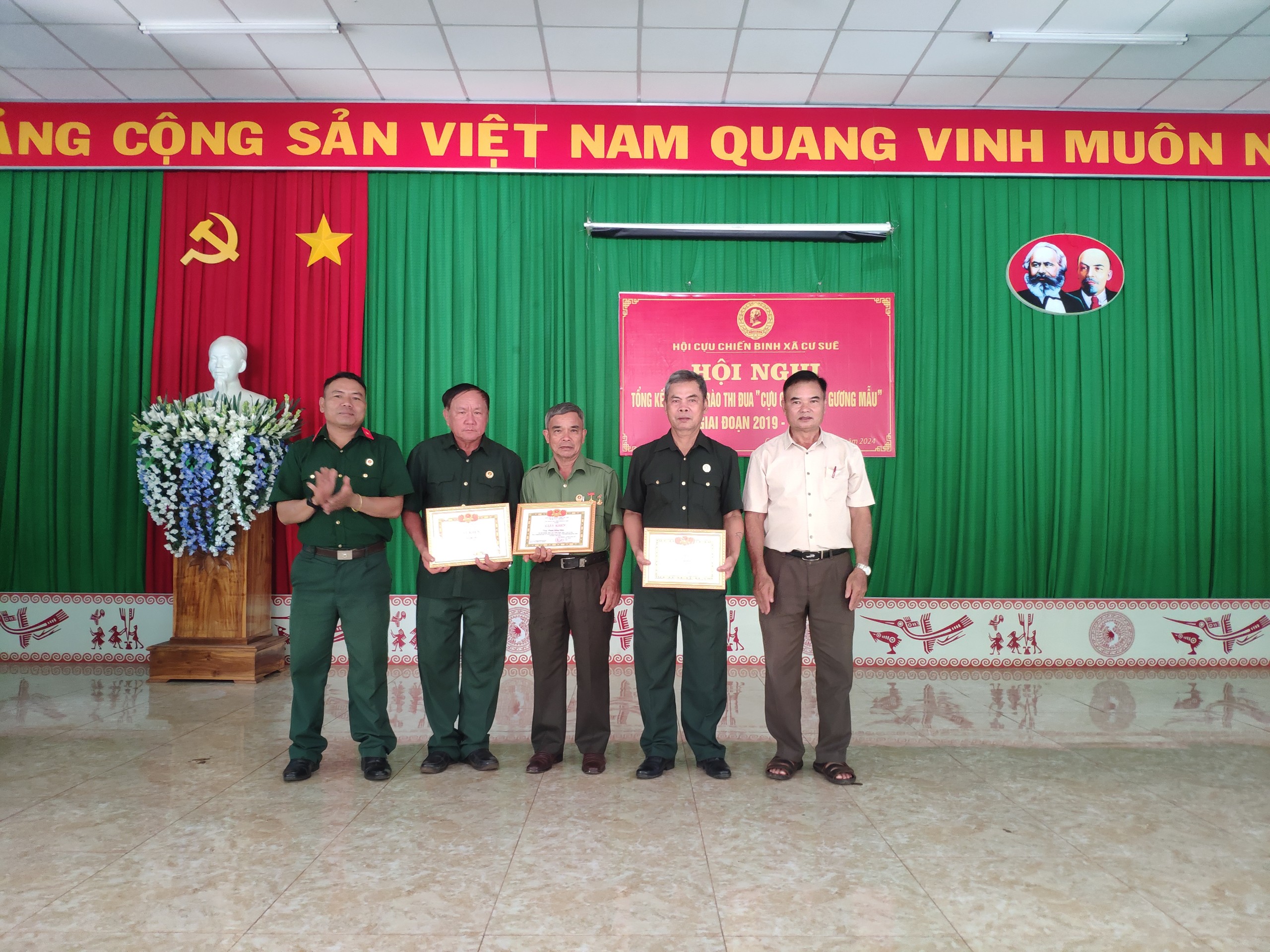 ccb guong mau 2024 (8)